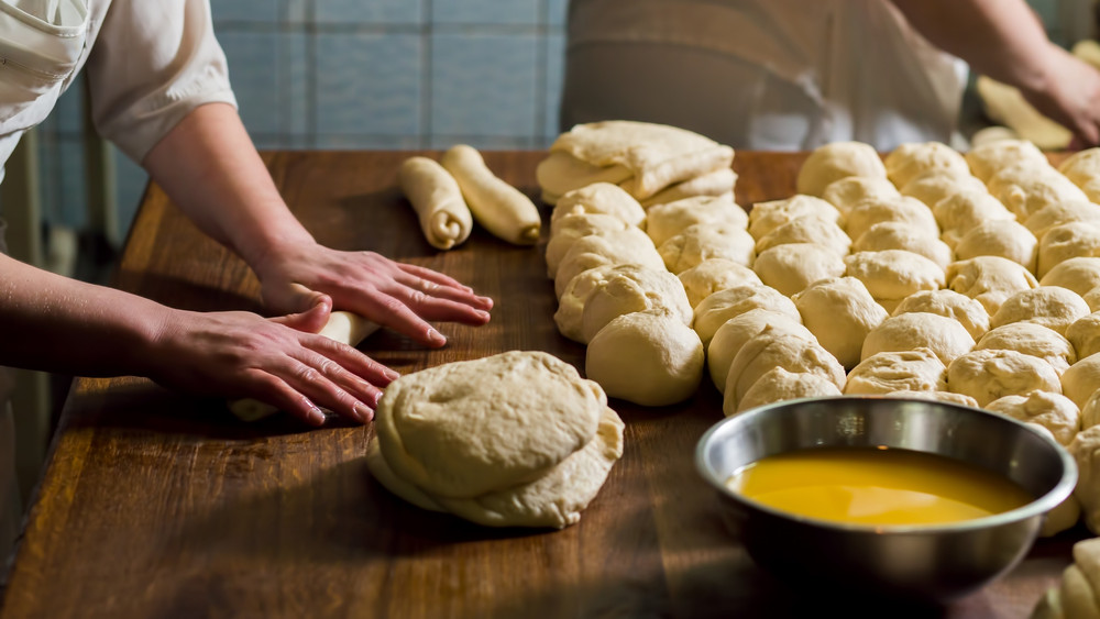 Sikeres a Magyarok kenyere program: rengeteg rászoruló gyermek jut pékáruhoz!