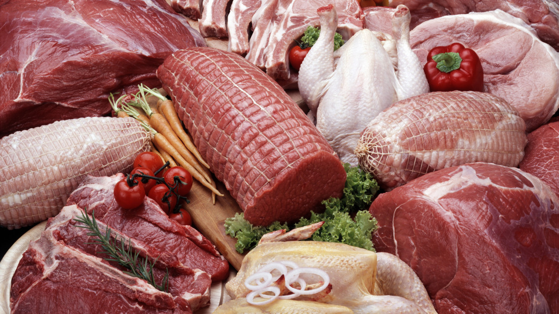 Koronavírus-járvány: sonkát adományozott a rászorulóknak a húsipari vállalat
