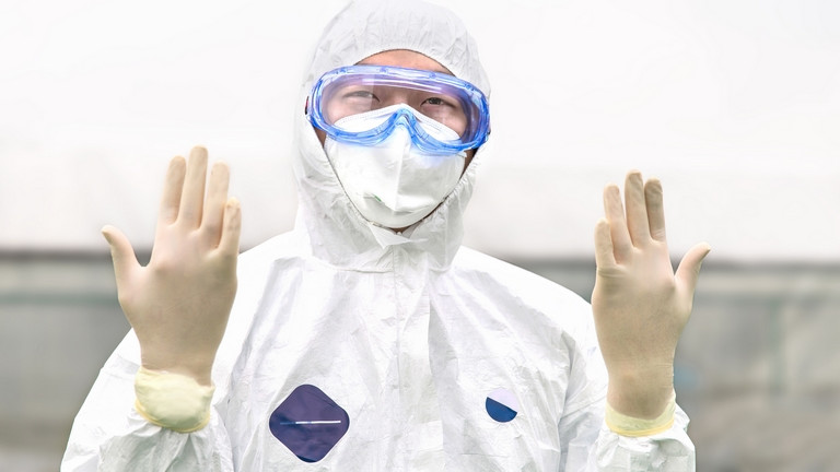 Karanténba helyezik a kínai dolgozókat a gödi Samsung gyárban a koronavírus miatt