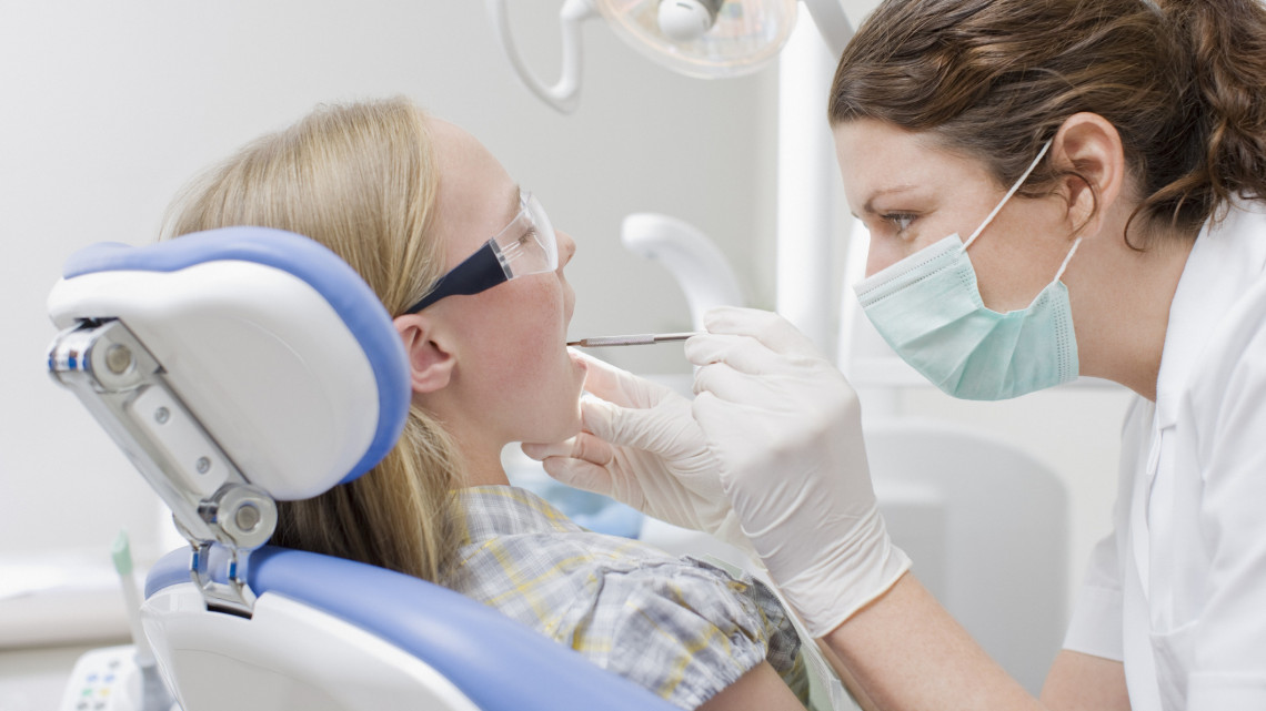 Drámaian csökken a fogorvosi praxisok száma: rengetegen nem jutnak megfelelő ellátáshoz