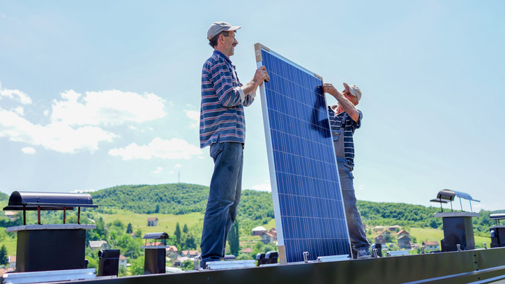 Aki most nem lép, végleg lemarad: brutális rohamra készülnek a napelemes cégek