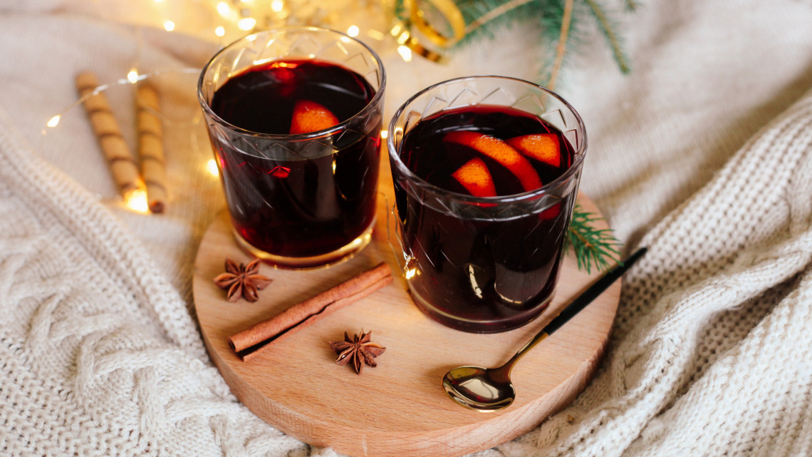 3+1 ellenállhatatlan karácsonyi forró ital: egyre több magyar készíti ezt otthon