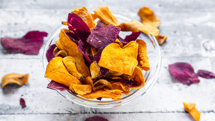 Felejtsd el a bolti chipseket: fillérekből készülhet el az otthoni, egészséges változat