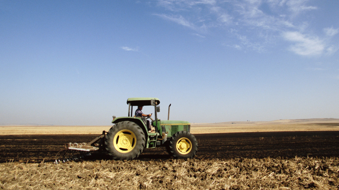 Több helyen leálltak a tavaszi munkálatok: nincs elég üzemanyag a mezőgazdaságban?