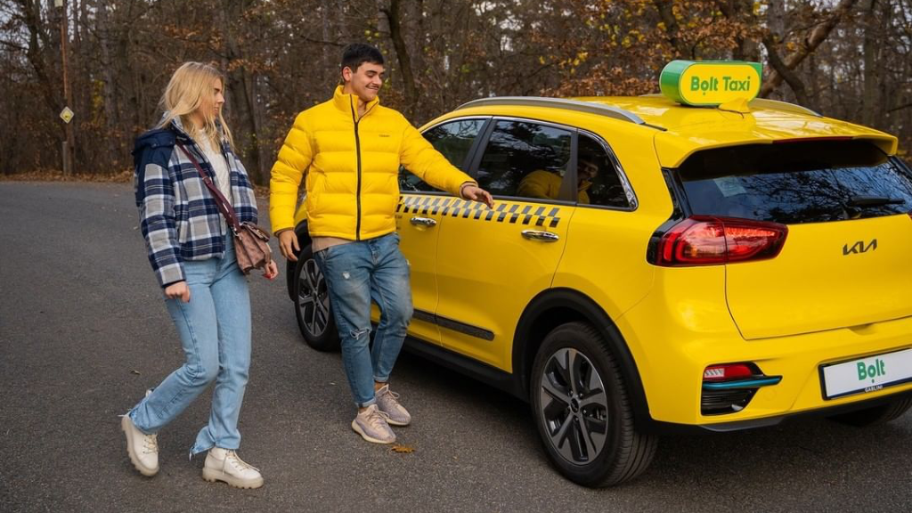 Itt a bejelentés: újabb vidéki városban indítja el taxi-szolgáltatását a Bolt