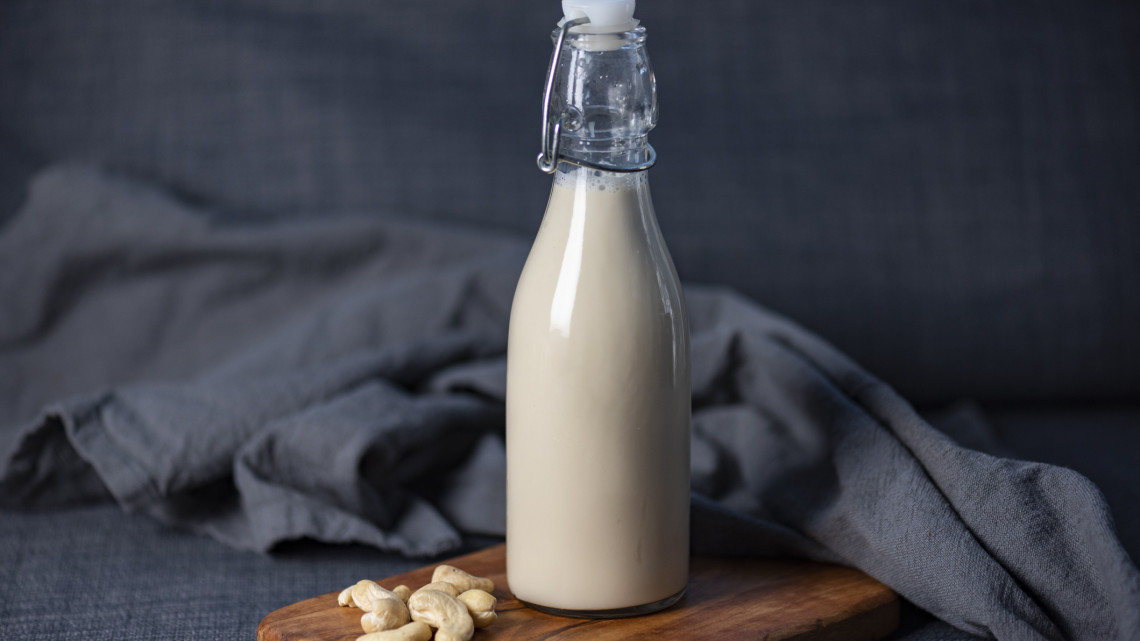Kiderült a nagy tejtitok: ezért nem gyártják a magyarok ezeket a méregdrága italokat