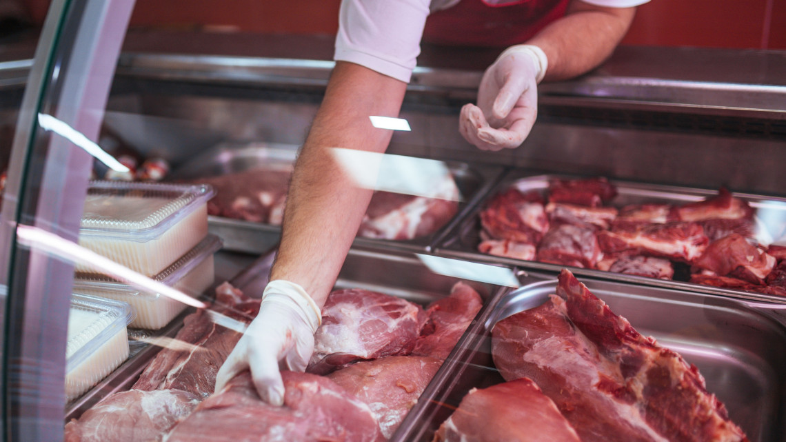Érik az árhorror a henteseknél: ez fájni fog, így fog tovább drágulni a hús ára itthon