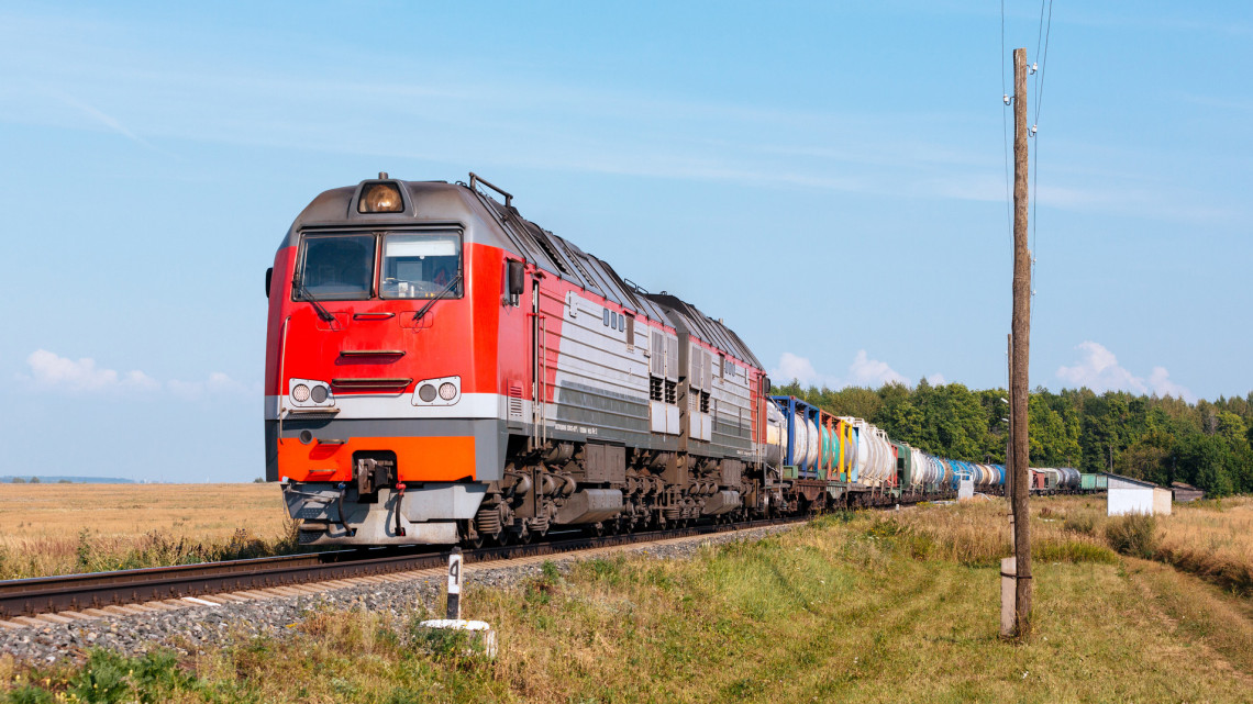Átrendeződik a vasúti forgalom Magyarországon: sorra nyílnak 2024-től a vidéki terminálok
