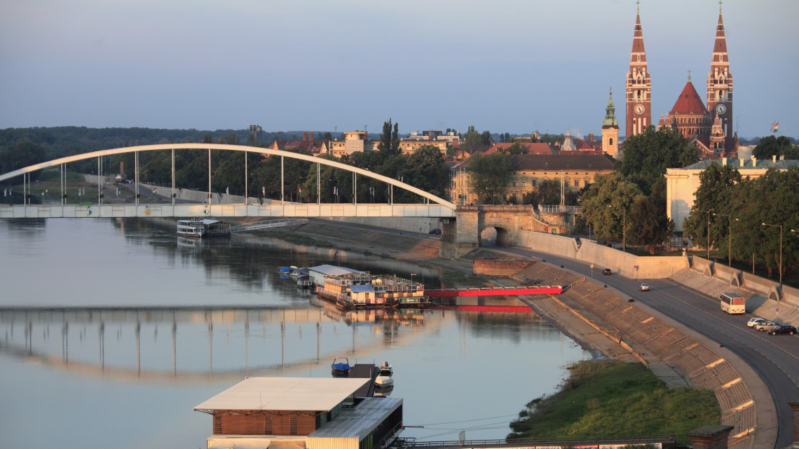 Félmilliárd forintos beruházás Szeged határában: már megint mi épül az országban?