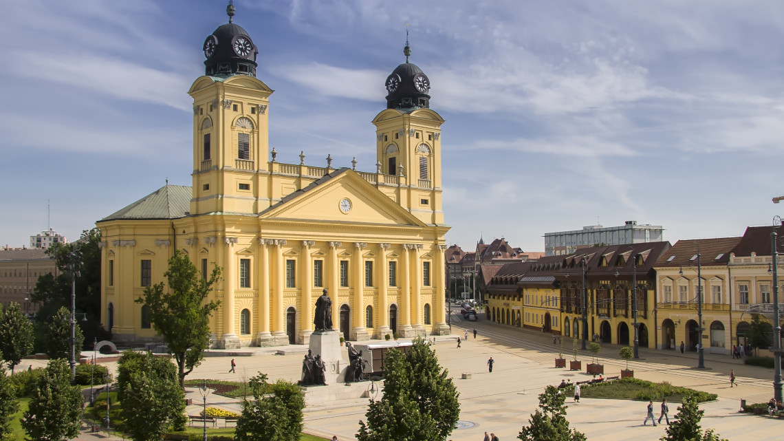 Ikonikos évforduló Debrecenben: így készül rá a népszerű multi
