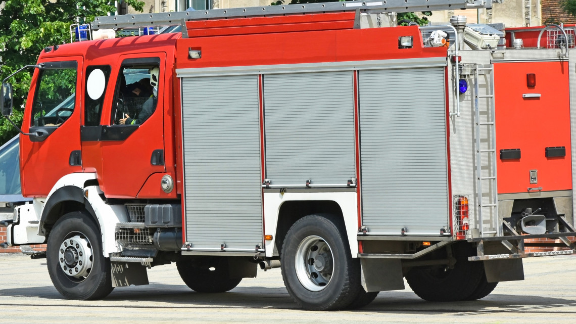 Szenteste is volt dolga a tűzoltóknak: ennyi esetben riasztották a mentőegységeket